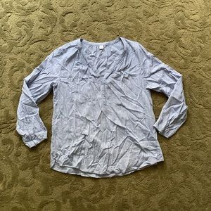 (Bin 7)  Old Navy button down loose blouse- L